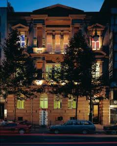 TASCHEN Cologne - WEB